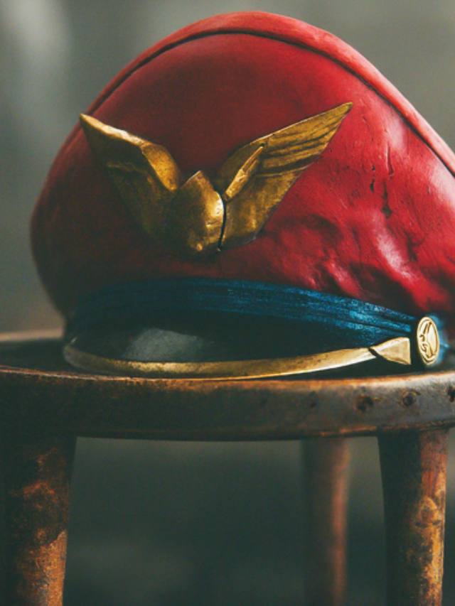 A red hat resembling M. Bison's is seen on a chair in the Ruined Lab.