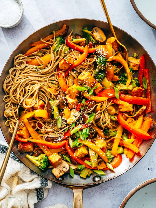 With these easy dinner ideas in your back pocket, you can spend less time cooking and more time exploring the wonders of America! Enjoy your delicious journey!
