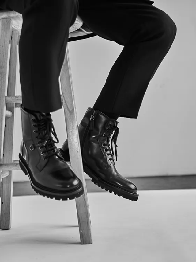 Classic Reinterpreted: COMME des GARÇONS' Double Head Derby
