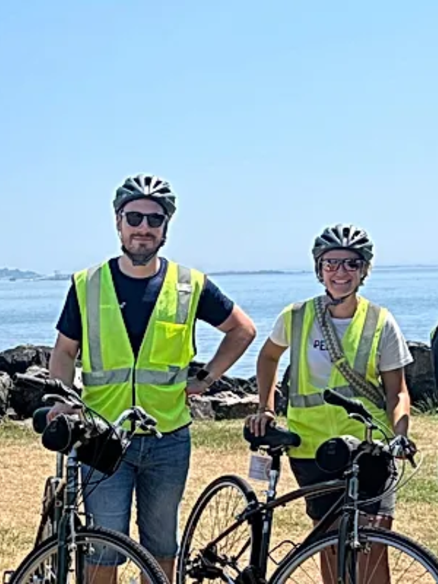  Enjoy sunshine and diverse activities! Cycle picturesque routes, mountain bike challenging trails, or hike scenic paths in Lake Chelan State Park.
