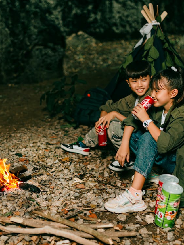 The journey wasn't just about following the clues. It was a tapestry woven with unexpected encounters - strangers who became friends, kindnesses shared, and stories that filled the silence.