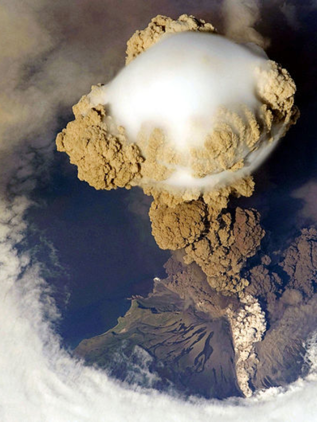 A new study investigates how long sulfite lasts in water.