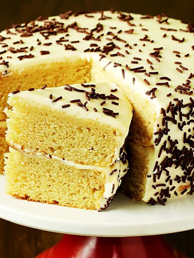 Sweet Dreams are Made of Vanilla Cake
