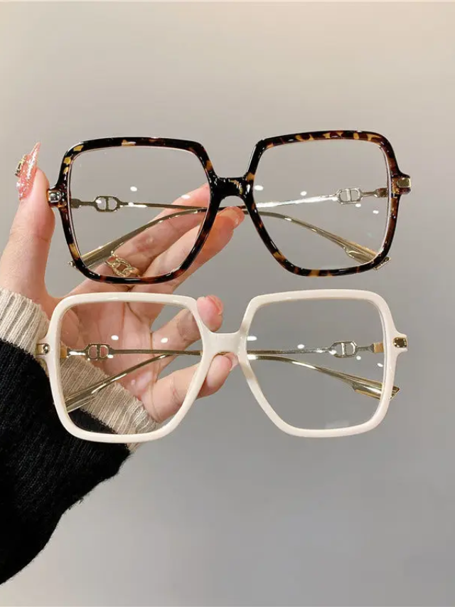 Round Frames Make a Comeback
