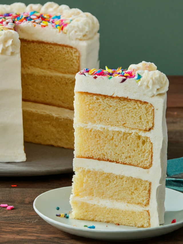 Vanilla Cloud Cake: Light & Fluffy