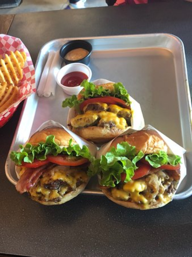  Smoky Mountain Majesty: The Asheville Cheeseburger