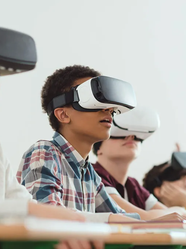 Oculus technology isn't just for fun. It has the potential to revolutionize education and training. Explore the human body in 3D, travel back in time to witness historical events, or practice complex procedures in a safe, virtual environment.