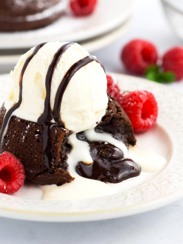 End the night on a sweet note with a dessert for two! Explore molten chocolate cakes, a decadent fruit crumble, or a simple fruit salad with a drizzle of honey.