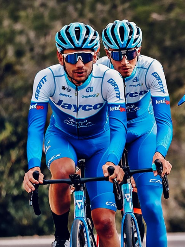A Contender for the Prologue Jersey
