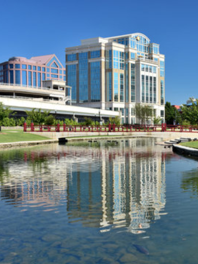  Unforgettable Huntsville: A City for All Seasons