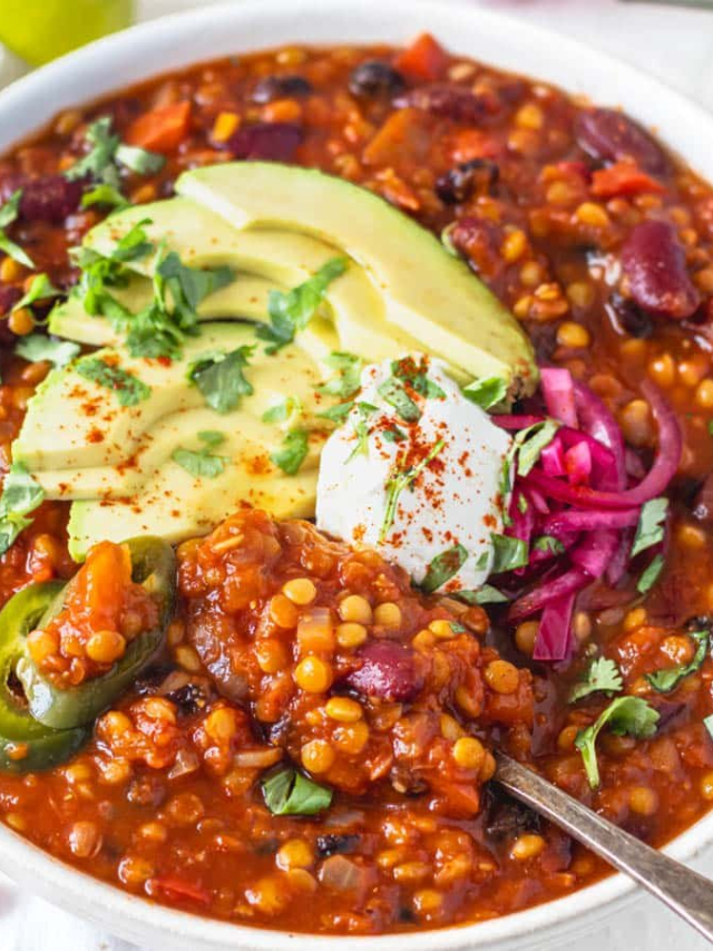 Beans and lentils are budget-friendly superstars! They're packed with protein and fiber, making them a delicious and satisfying base for countless dishes. Explore chilis, soups, stews, and even lentil burgers!