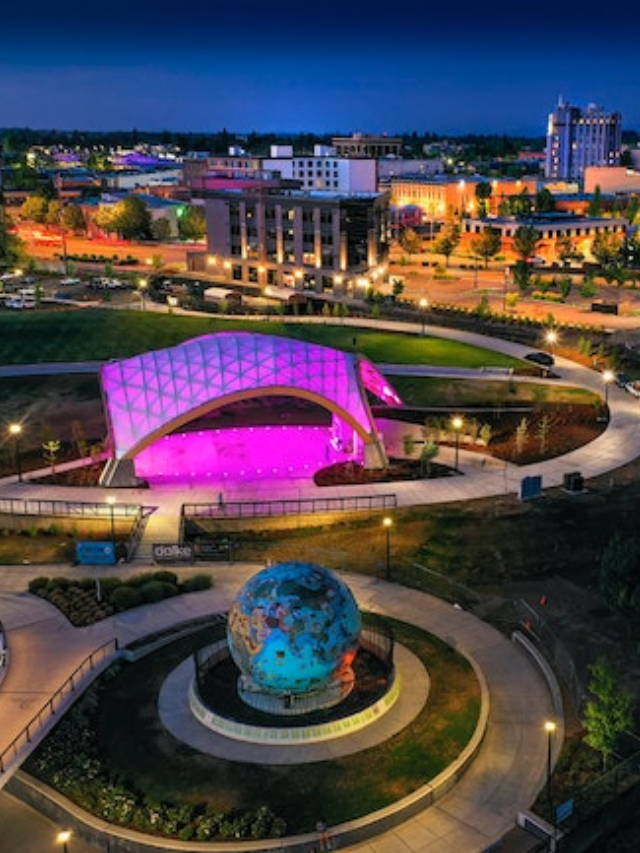 Explore Riverfront Park
