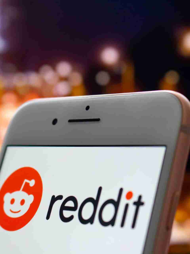 A split-screen showing trending #RedditDown tweets on one side and confused Facebook comments on the other.
