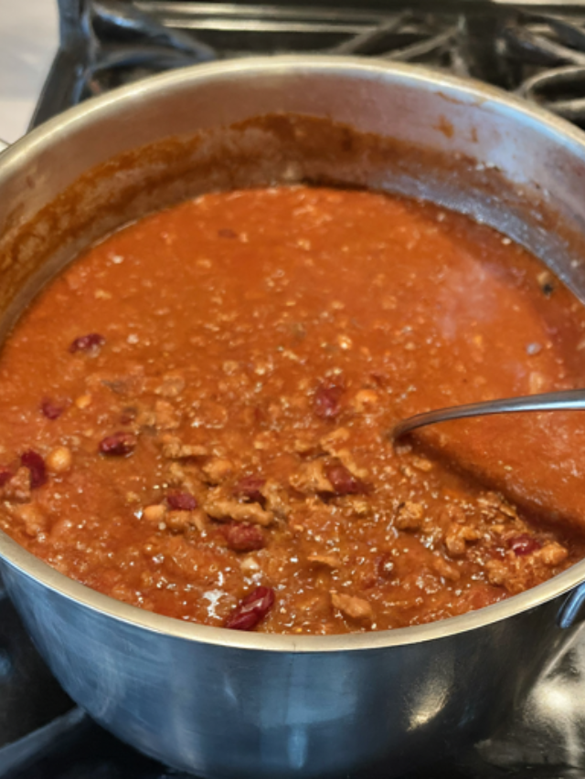 Tex-Mex Twist: Slow Cooker Chili