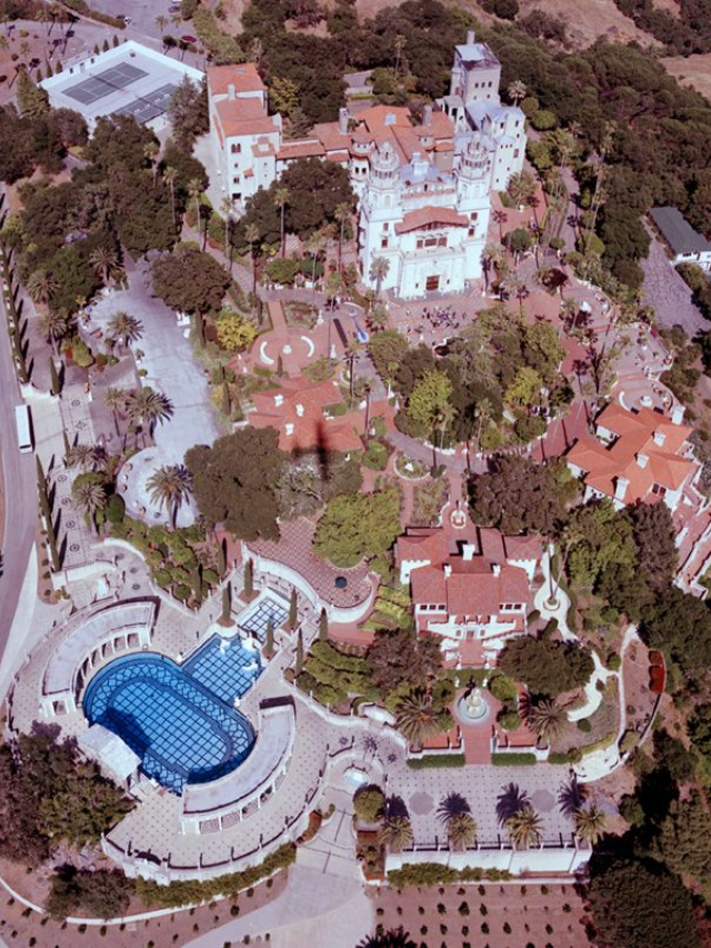 Hearst Castle's Grandeur
