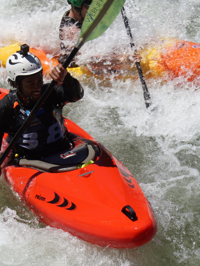 Whether you're an adrenaline junkie or a casual adventurer, Eugene has something for you. Hike or bike through the surrounding hills, kayak on the Willamette River, or try your hand at rock climbing. The city's numerous parks and outdoor recreation areas provide endless opportunities to get active and enjoy the fresh air.