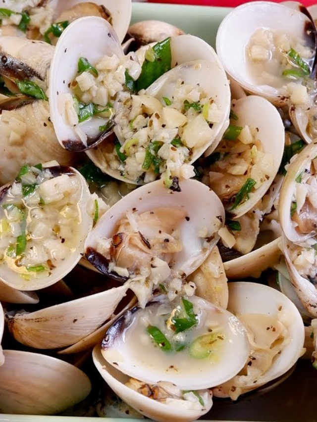  Savor Fresh Seafood & Local Delights