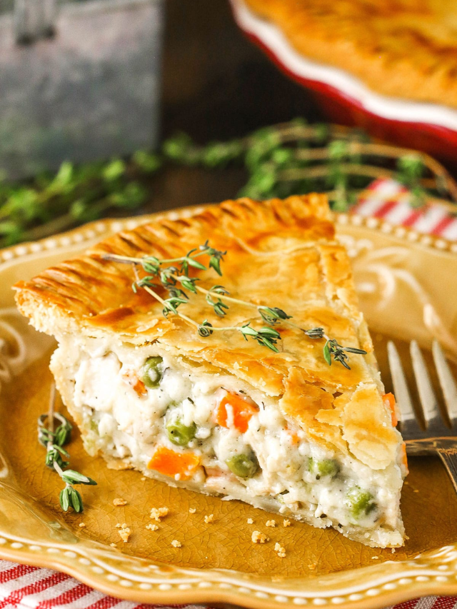 A creative dish made with leftover roasted chicken, transformed into a delicious chicken pot pie.
