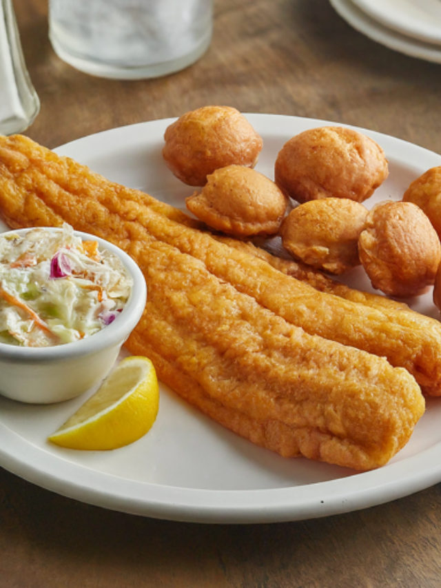 Tantalize your taste buds with Jackson's delectable cuisine. Savor soul food classics, mouthwatering barbecue, and fresh, local fare – a true feast for the senses.