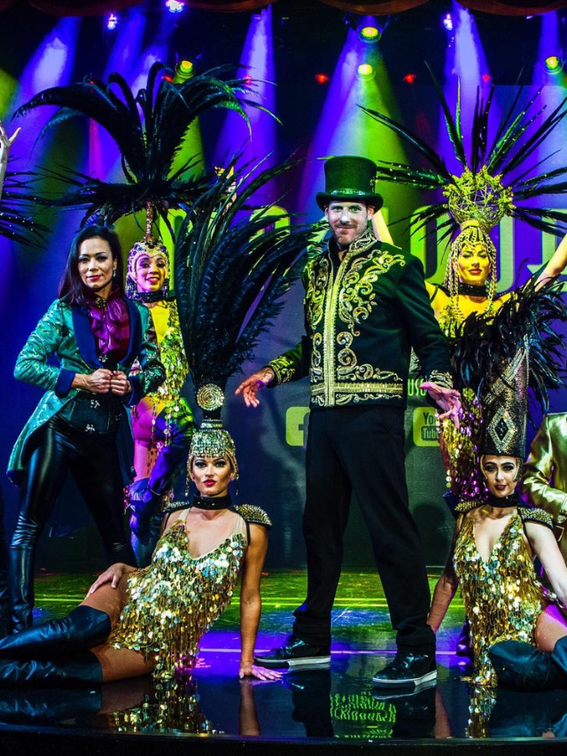 Experience the thrill of live performances or catch a captivating show. Reno offers a variety of entertainment options, from Broadway productions to  intimate concerts.