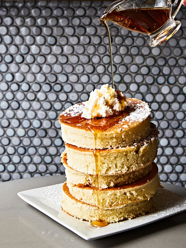  The soufflé pancake quickly became a hit with Japanese tourists and locals alike.