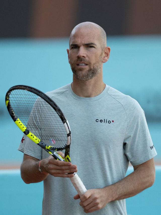  Another first-time meeting, this time on clay.
