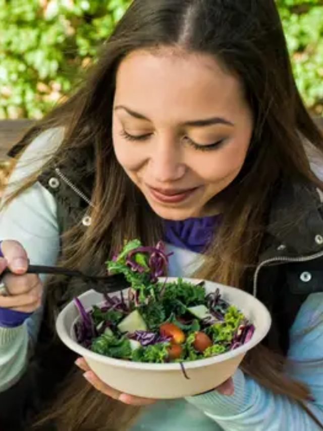 The Mediterranean diet is a healthy and sustainable eating pattern that can help you lose weight and improve your overall health. By eating plenty of fruits, vegetables, whole grains, legumes, nuts, seeds, and healthy fats, you can achieve your weight loss goals and enjoy a healthier lifestyle.