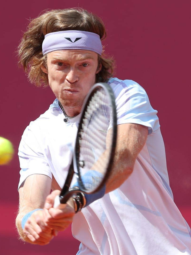 Rublev Triumphs Over Ailing Sinner in Montreal QFs