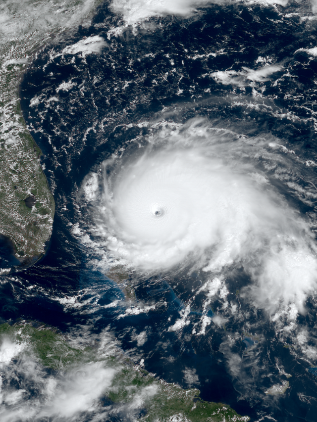 A Tropical Storm Warning remains in effect for Hawaii County.
