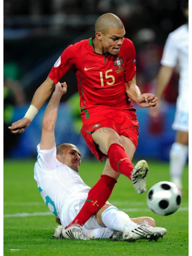 Pepe becomes the oldest player to compete in a European Championship.
