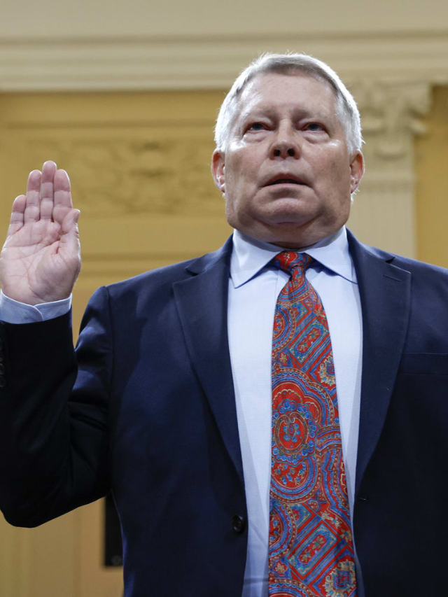  Retired Conservative Judge Endorses Republican Harris for Office