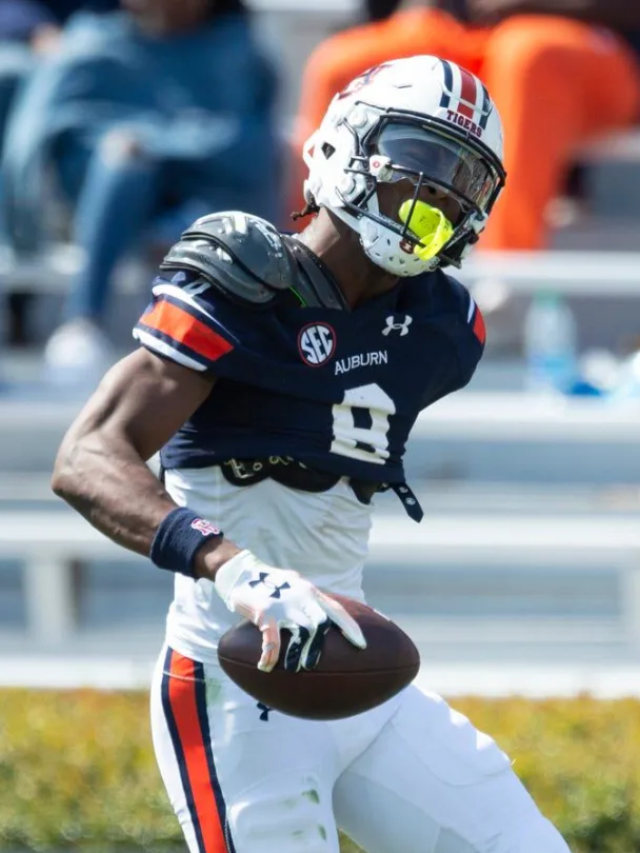 Auburn Anticipated to Flip Top Notre Dame QB Recruit