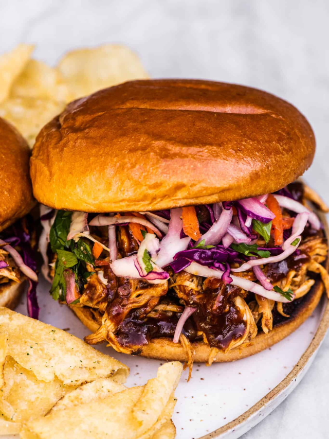 Slow-Cooker BBQ Pulled Chicken: A Flavorful Feast