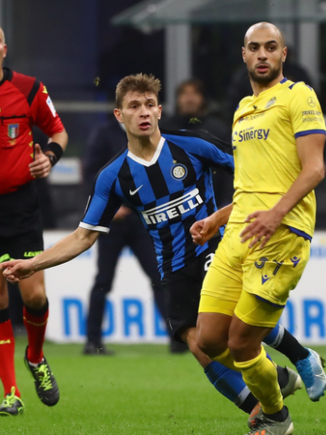 Napoli are the favorites to win the match.
