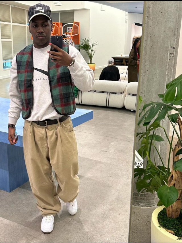  Fans are divided over the situation, with some supporting Yachty and others expressing sympathy for Karrahbooo.
